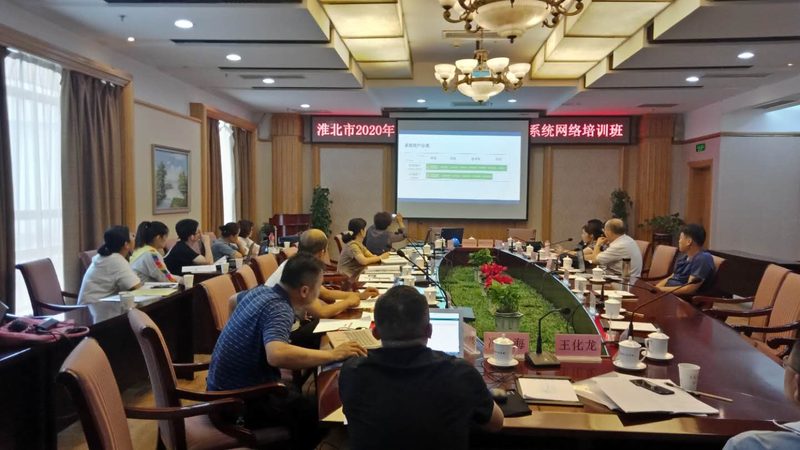 职业培训补贴申请流程相对简单，大致如下：